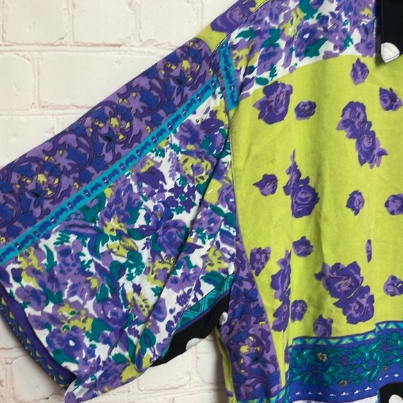 Vintage Take Away Printed Short Sleeve Button Down Blouse - Picture 4 of 10